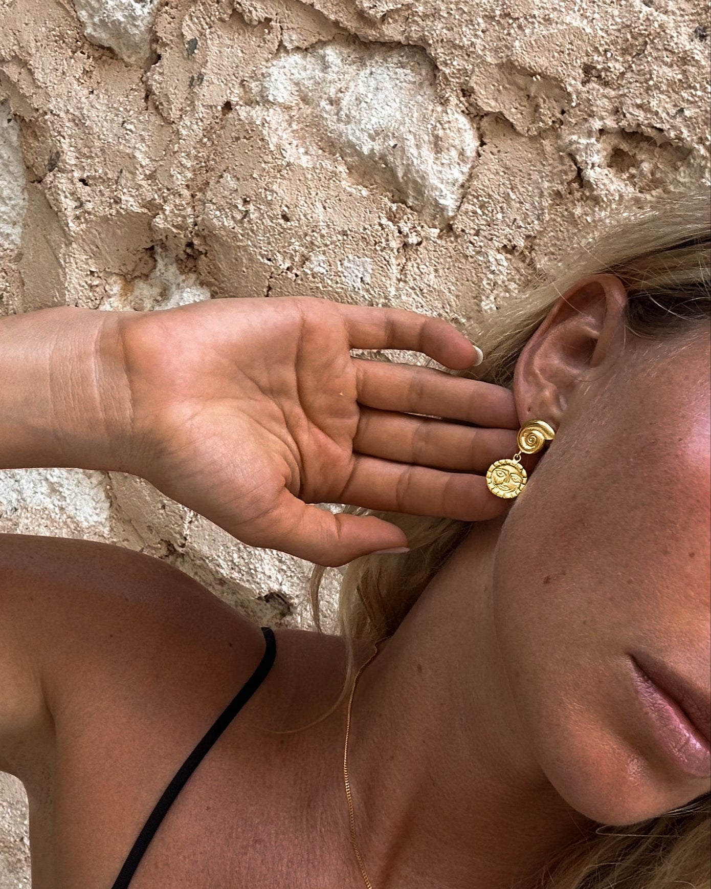GOLD SEA & SUN EARRINGS