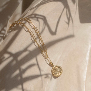 we.ar the sun necklace
