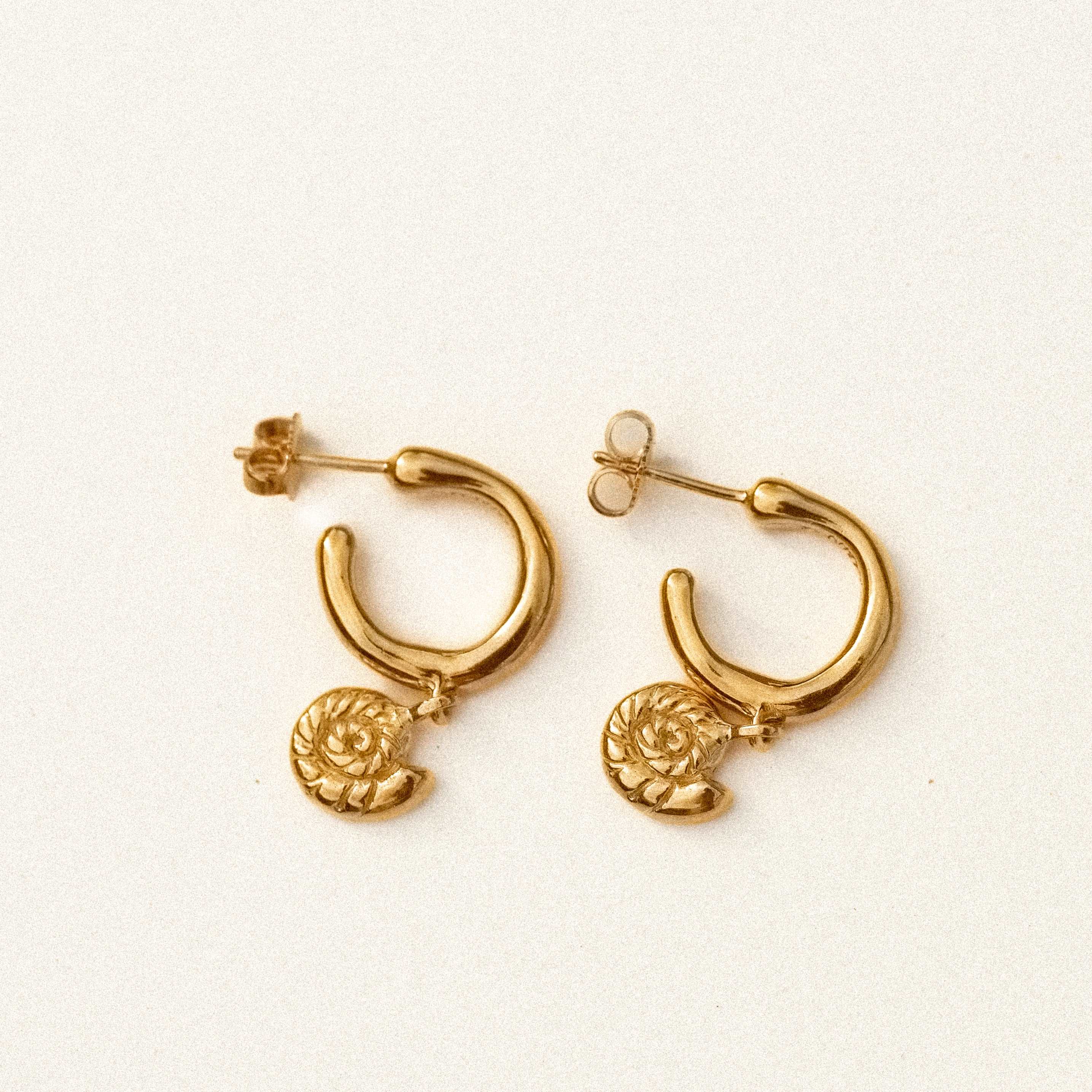 wholesale / we.ar the sea charm hoops